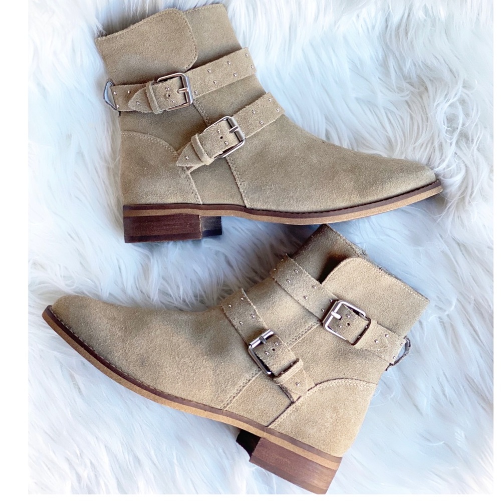 BP. Riley Buckle Strap Bootie, size 6